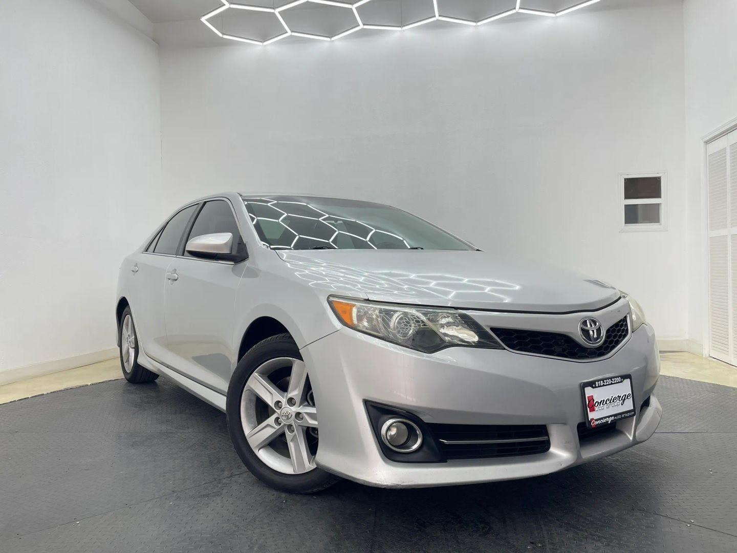 2013 Toyota Camry SE